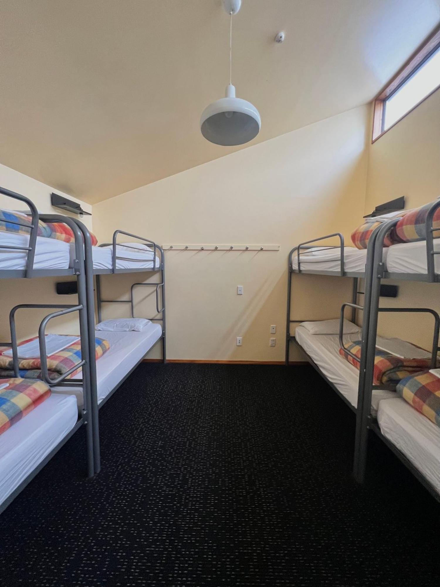 ออน ท็อป แบ็คแพคเกอร์ Hostel ดะนีดิน ภายนอก รูปภาพ